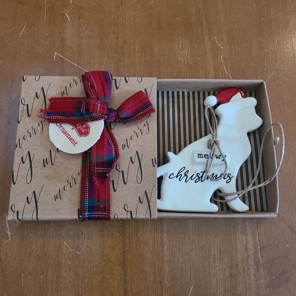 Mud Pie Other - Meowy Christmas Cat Ornament